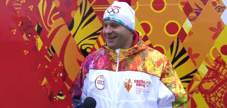 Fedor Emelianenko carries Olympic torch